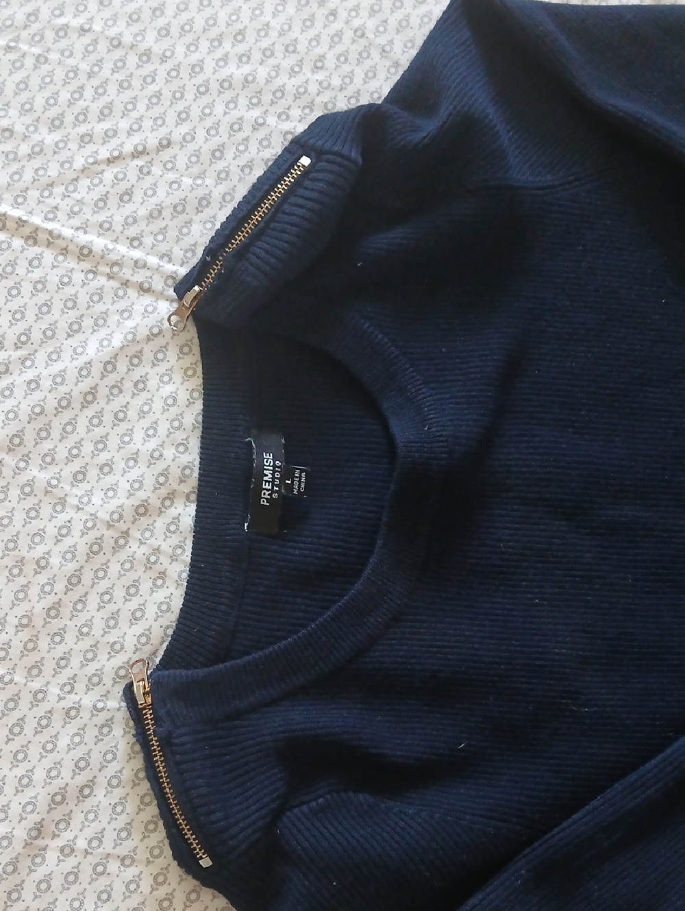 Premise Studio Navy Ribbed Top - Picture 3 of 3